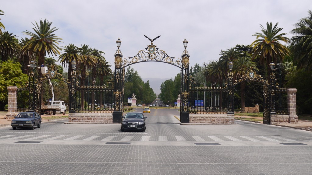 The gates of Parque San Martin in modern day Mendoza