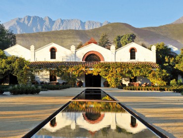 Wineries in Chile, Errazuriz winery in Aconcagua. A historic winery and a modern state-of-the-art winery too. Read more on South America Wine Guide