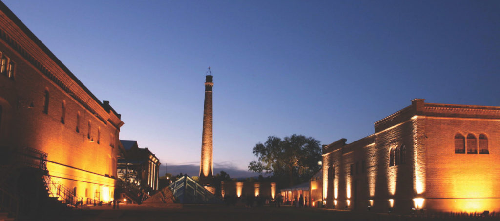 Trapiche winery in Mendoza by evening, guide to wines in Argentina