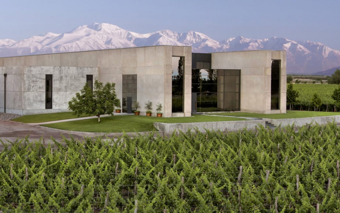 Viña Cobos winery in Mendoza, Paul Hobbs winery. Mendoza wineries to visit.