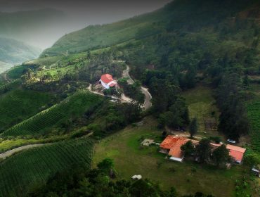 Bodegas Landsua winery in Samaipata in the Cruceños Valleys is committed to making wines which express the terroir.