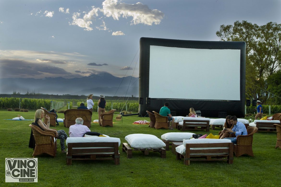open air cinema and cultural events in Mendoza, guide to Mendoza wine regions