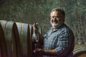 Marcelo Miras winemaker in Rio Negro. Guide to the wine region of Rio Negro in Argentina
