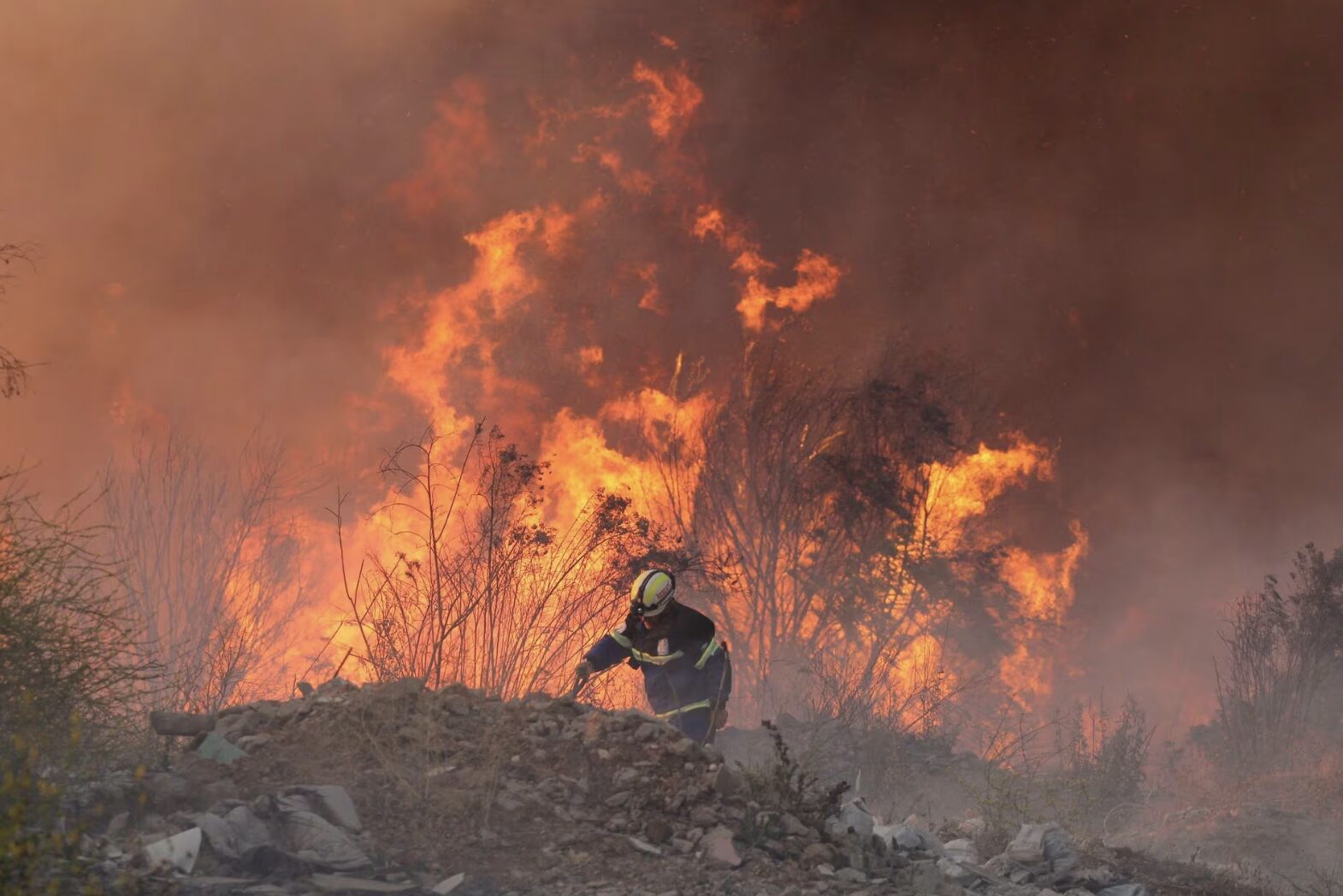 Chile wild fires in valparaiso and vina del mar. how to help and donate to the chile fires